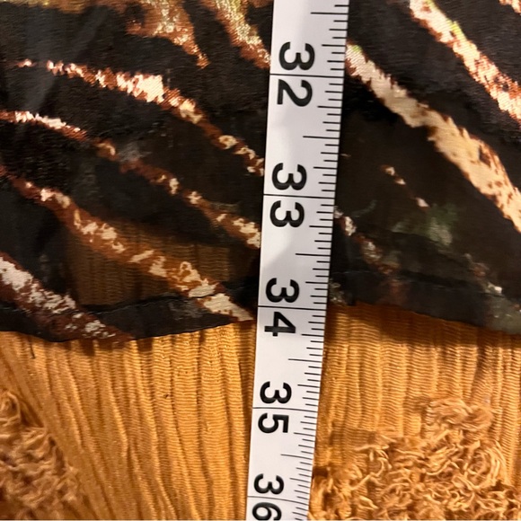 Caroline Rose Silk Blend Sheer-ish Tunic Blouse – Abstract Animal Print, Size L - Picture 8 of 9